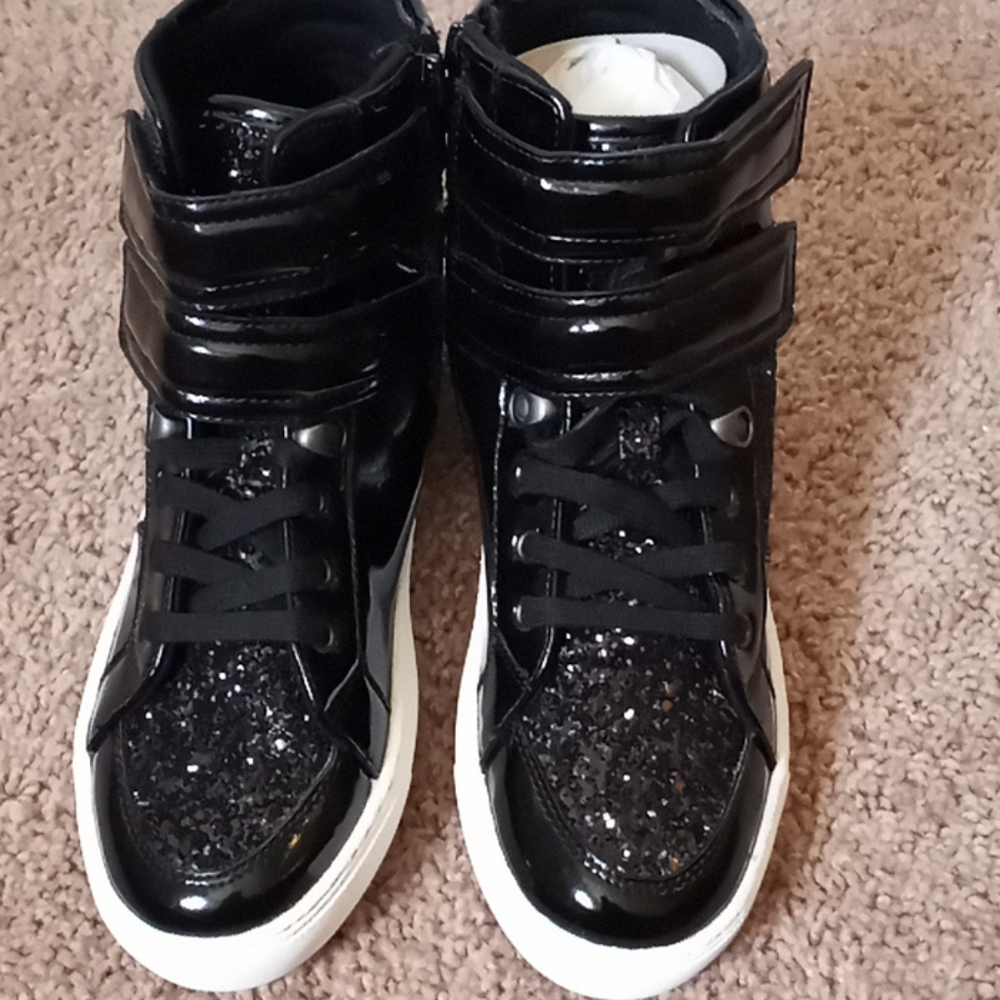 Aldo Brie sneaker size 8 women